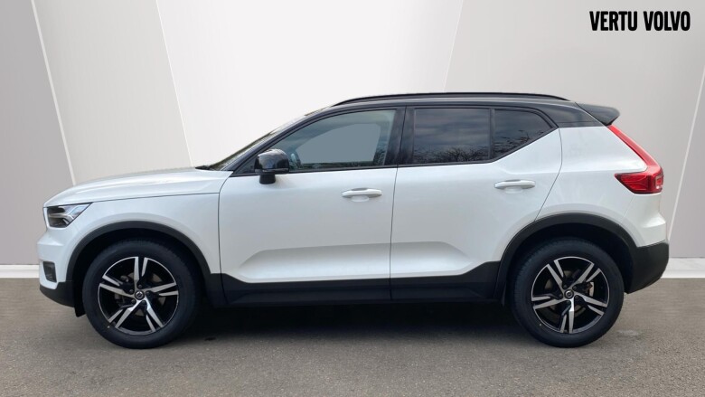 Volvo Xc40 1.5 T3 [163] R DESIGN 5dr Petrol Estate